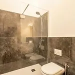 Dimora Calefati - Eleganza E Storia 3*